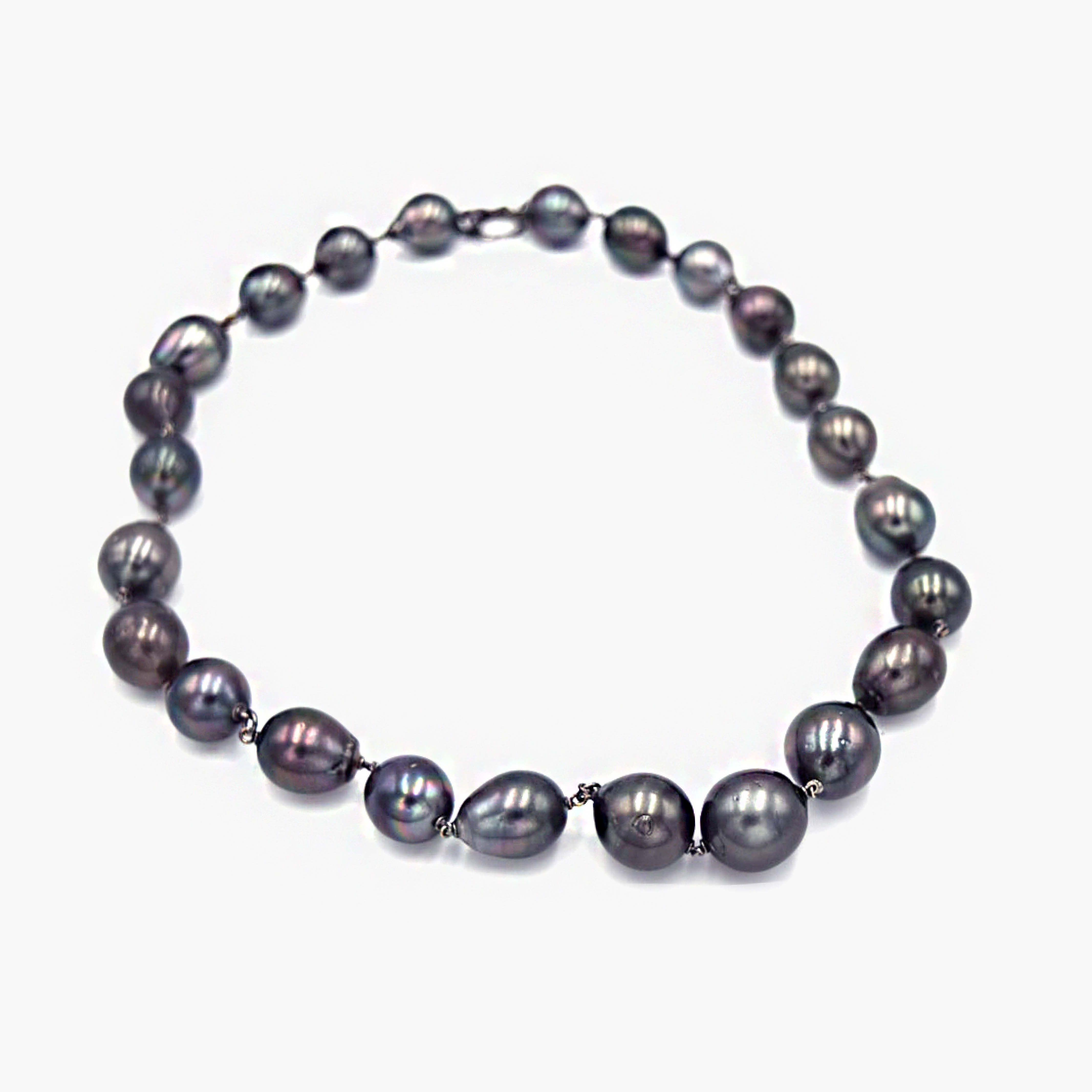 Black Gold Necklace with Tahitian Pearls